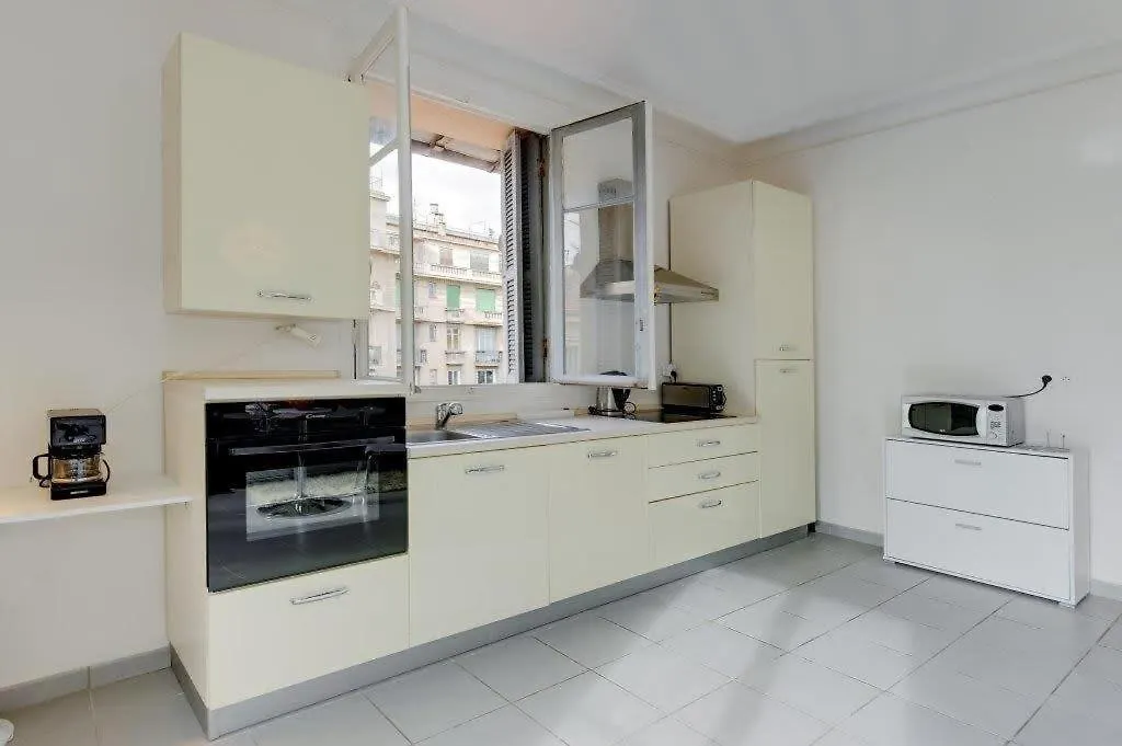 Sunny Corner Apartment Nice France